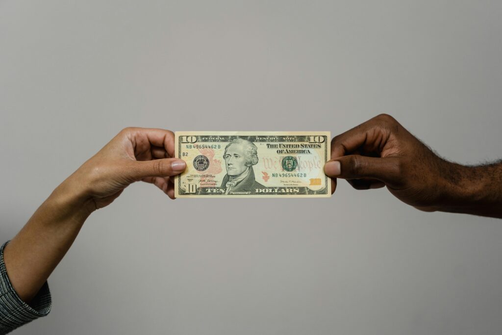 7 Estratégias Pouco Conhecidas de Como Ganhar 1.500 Reais Todos os Meses Consistentemente