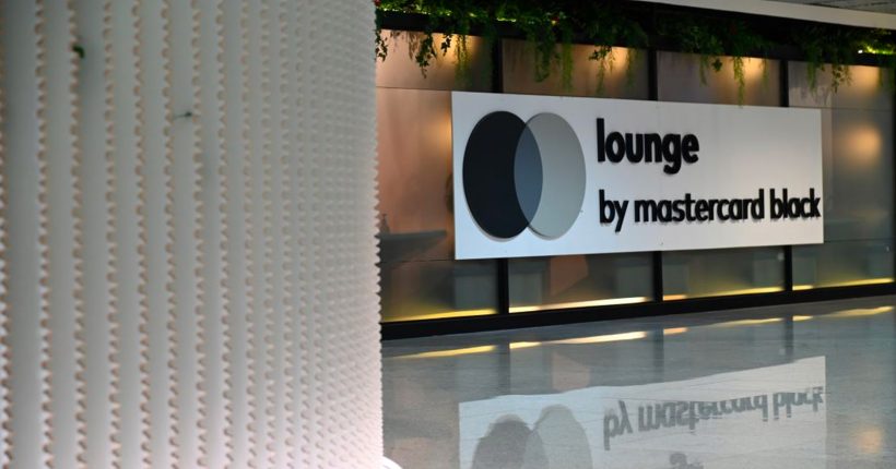 Mastercard altera regras para acesso gratuito às salas VIP: veja o que muda e como garantir seu benefício