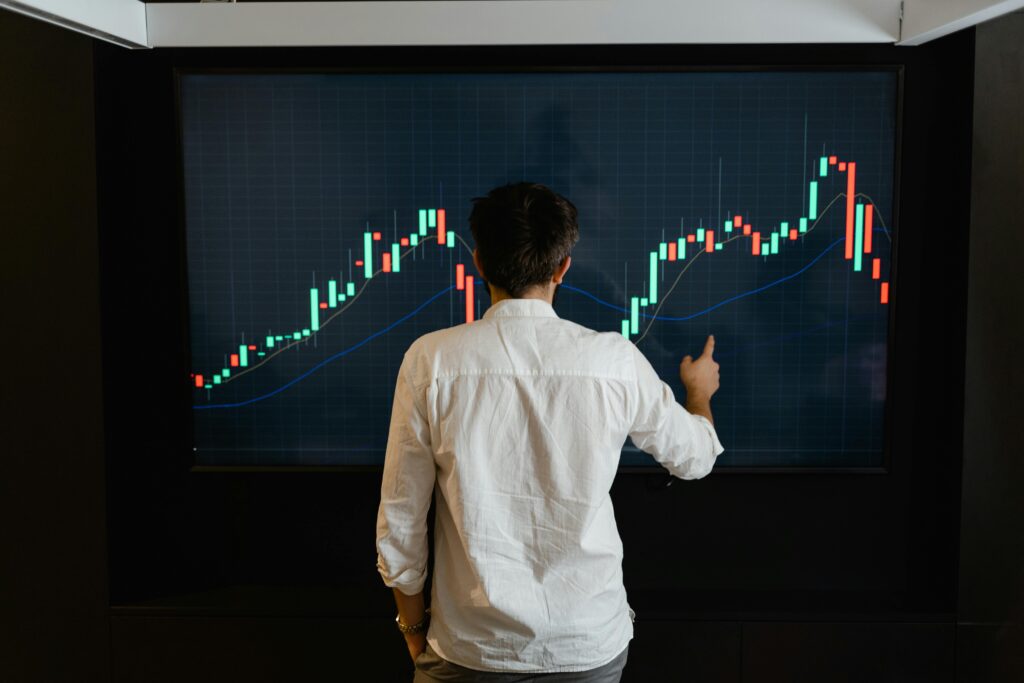 SNFF11 Surpreende: Fundo Paga R$ 0,72 em Dividendos com Retorno de 1,01% no Mês