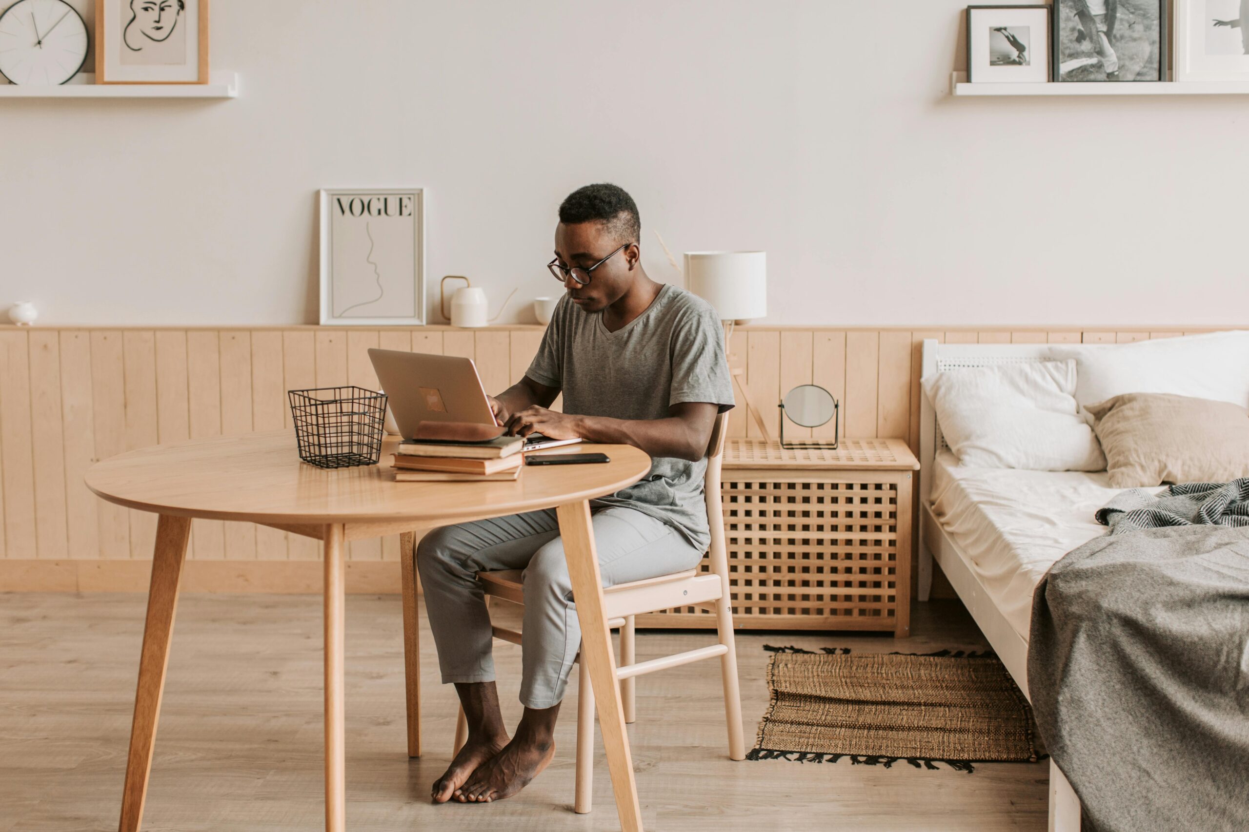 Por que o trabalho online para renda extra está mudando a vida de milhares de brasileiros e como você pode começar ainda hoje