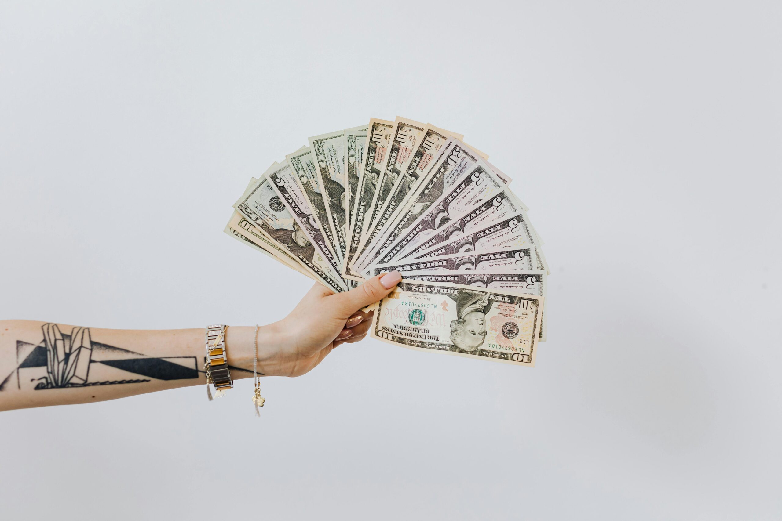 SHPH11 surpreende o mercado e anuncia pagamento de quase R$ 30 por cota: entenda os motivos e os impactos para investidores