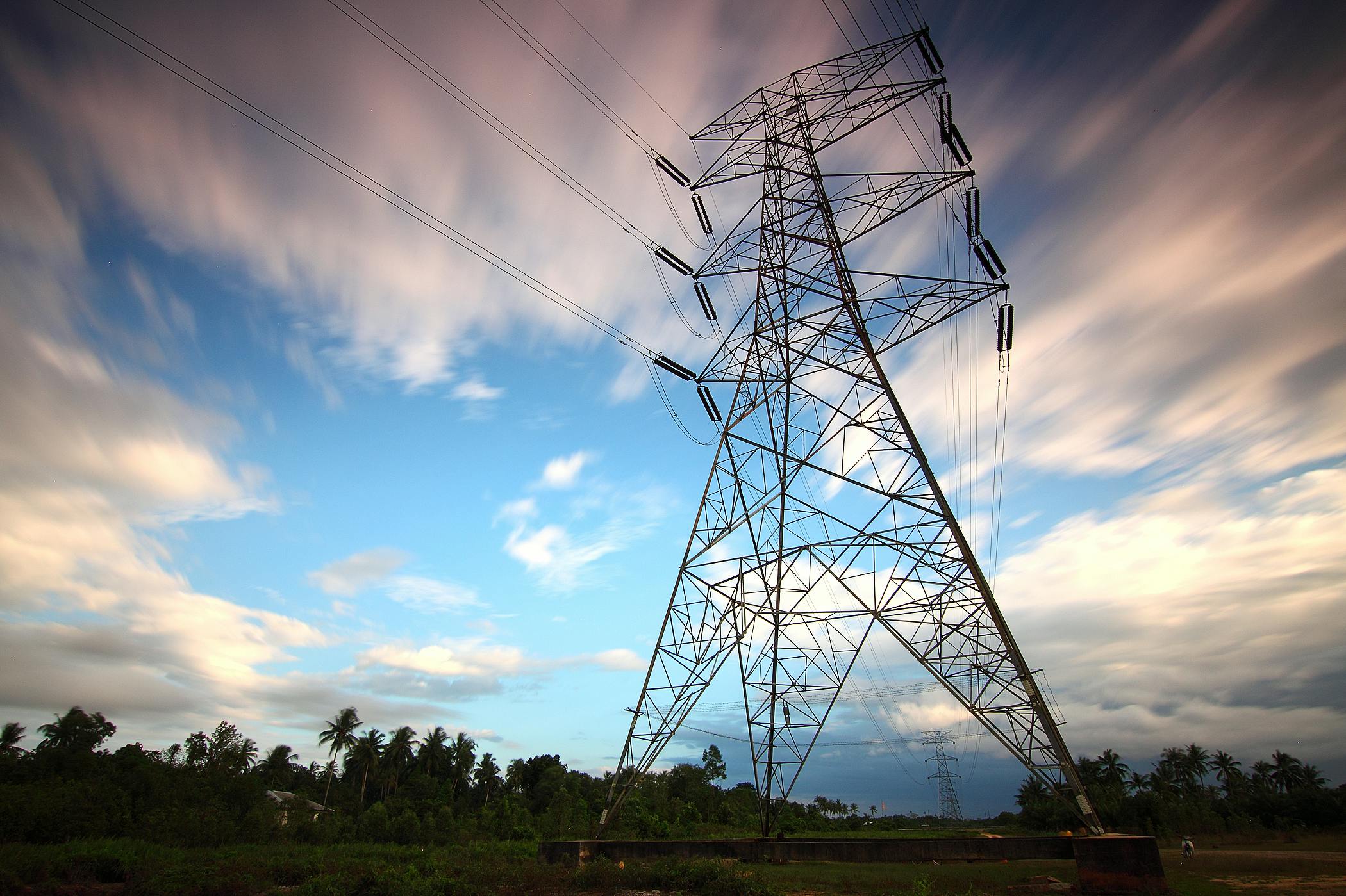Tarifa de Energia Dispara 45% Acima da Inflação: Entenda Como o Mercado Livre Pode Reduzir Sua Conta de Luz em Até 64%