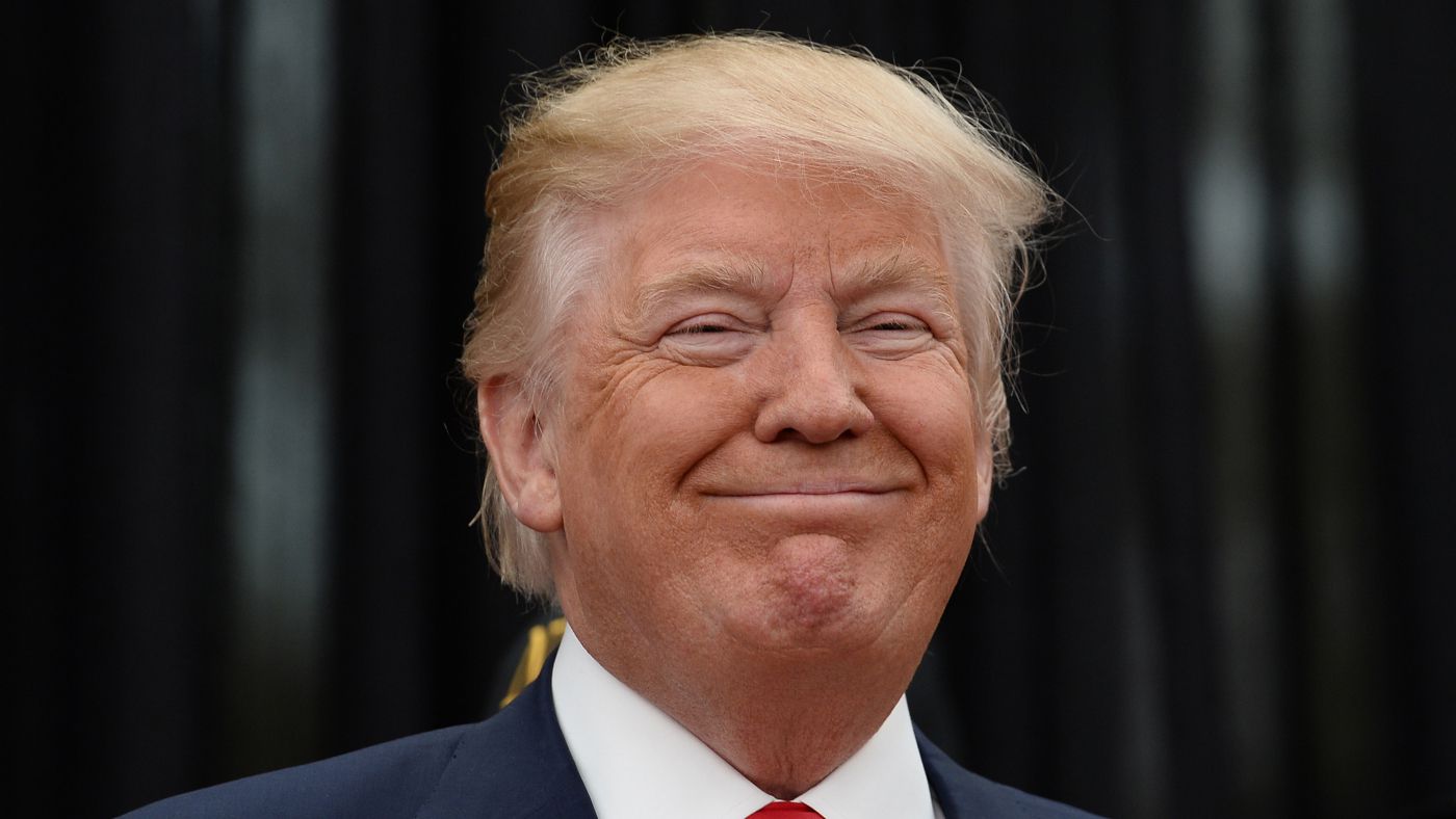 Trump impõe tarifa de 10% a países alinhados ao Brics: entenda o impacto da medida