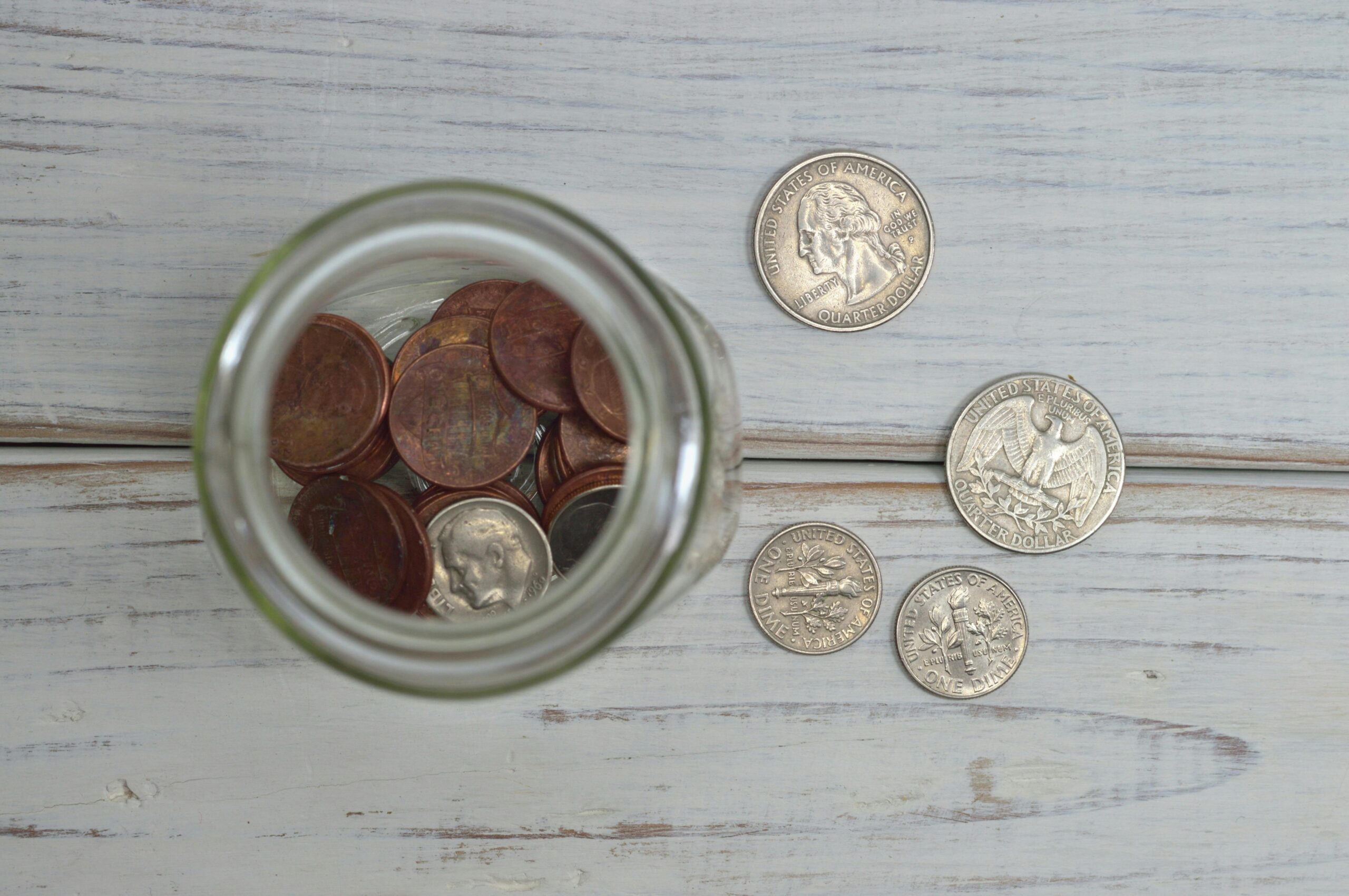 Como Juntar R$ 50 Mil em 2 Anos com Renda Fixa: Simulações com Selic a 15%